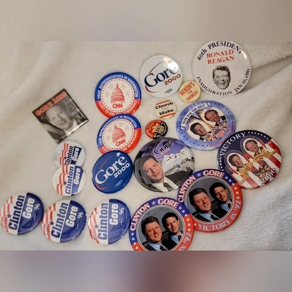 19 VINTAGE 80's-00's Campaign Pins Al Gore, Bill Clinton, Ronald Reagan,CNN